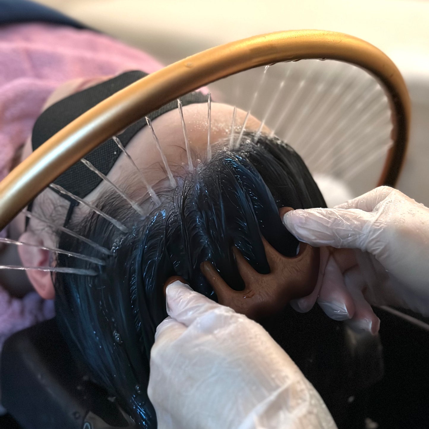 皇牌頭療 | Signature Scalp Treatment